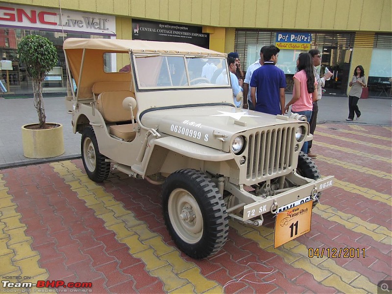 Carwale vintage and classic car drive 2011- Vashi - Khandala-jeep01.jpg