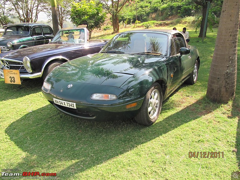 Carwale vintage and classic car drive 2011- Vashi - Khandala-mazda01.jpg