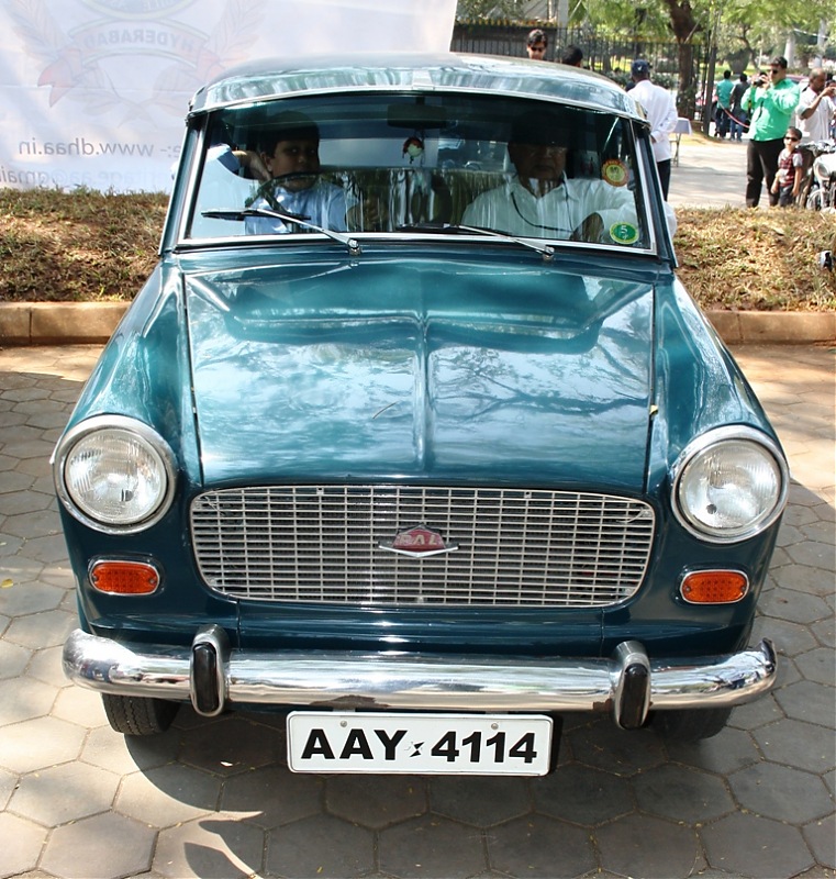 Deccan Heritage Automobile Association (DHAA) Republic Day Meet - 26th January 2012-029.jpg