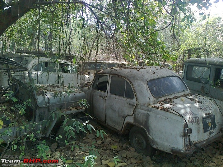 Rust In Pieces... Pics of Disintegrating Classic & Vintage Cars-photo0194.jpg