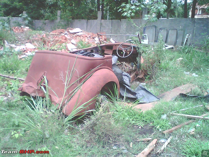 Rust In Pieces... Pics of Disintegrating Classic & Vintage Cars-img0322a.jpg