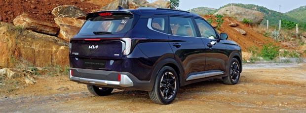 2025 Kia Carens Clavis Review