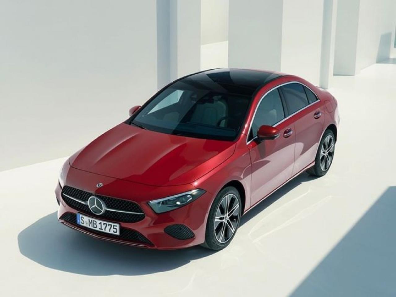 Mercedes Benz A-Class facelift launched in India at Rs. 45.80 lakh -  CarWale, mercedes-benz 