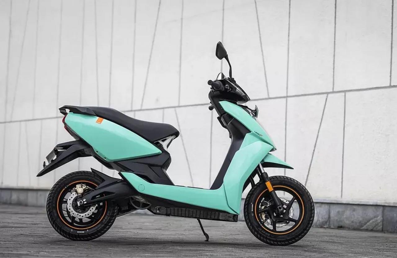 ather 450x mint green electric bike