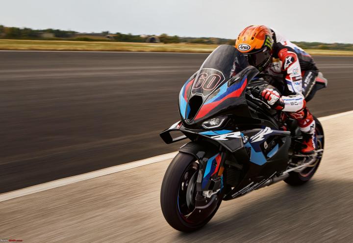 BMW commences deliveries of the M 1000 RR in India 