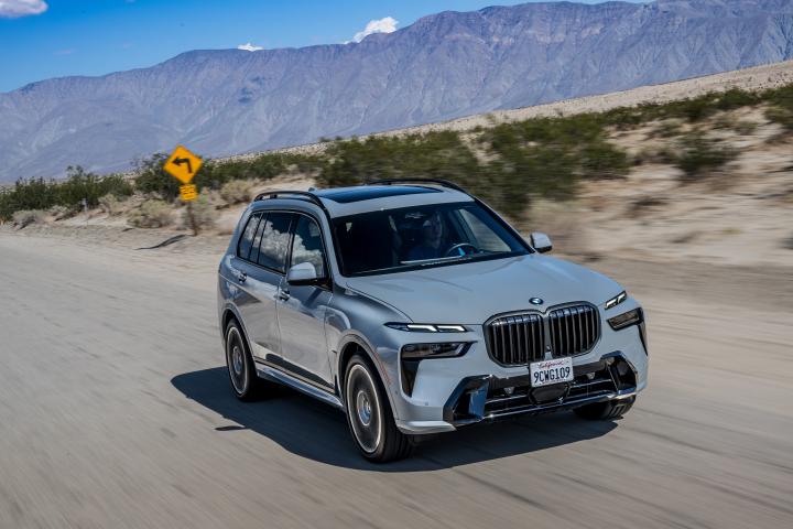 2023 BMW X7 facelift launched at Rs. 1.22 crore 