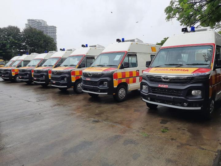 Tata donates 20 Winger ambulances to BMC 