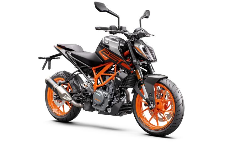KTM 250 Duke BS6 launched with new LED headlamp 