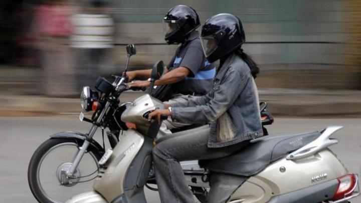 Maharashtra: 2-wheelers to be sold with two helmets 