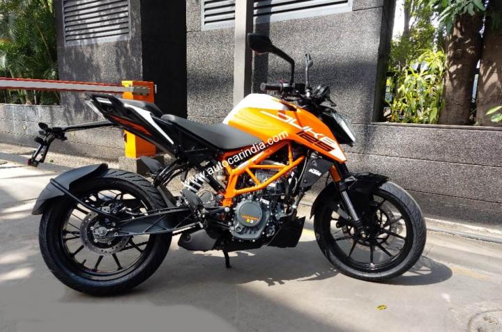 New KTM Duke 125, Duke 200, Duke 250 & Duke 390 Reach Dealerships