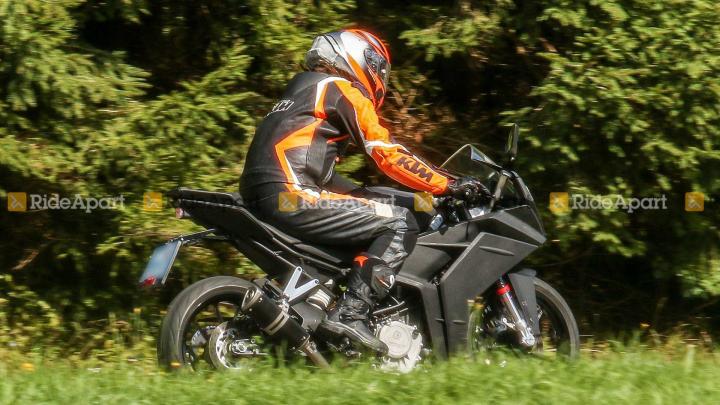 Next-gen KTM RC 390 spotted testing 