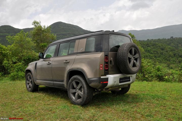Land Rover Defender 110 vs Volvo XC90: Need advice for a new luxury SUV 