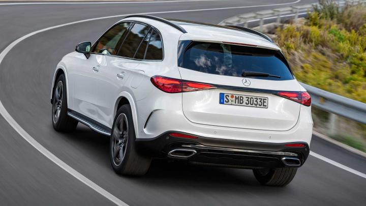 Next-gen Mercedes-Benz GLC debuts with mild-hybrid tech