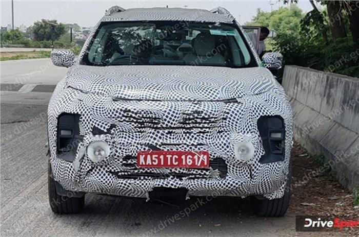Tata Safari facelift drops some camo; headlamp pods revealed 