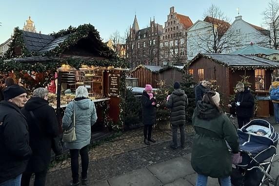 Photologue: Christmas eve, 2024 in Hamburg, Germany 