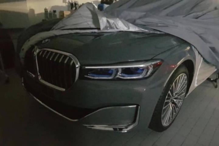 BMW 7-Series facelift partially leaked 