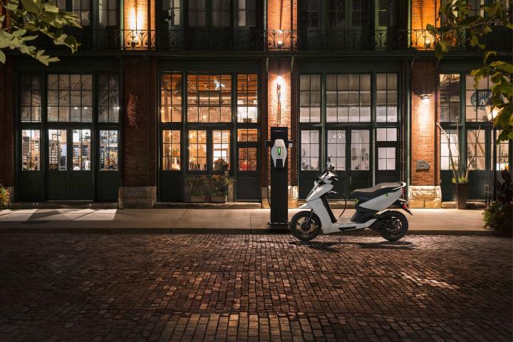 Ather expanding charging infrastructure to 135+ locations 