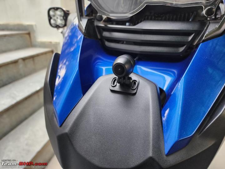 Installing Aoocci C6 Pro all-in-one motorcycle dashcam on BMW R 1250 GS 