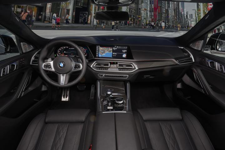 Next-gen BMW X6 gets illuminated kidney grille 