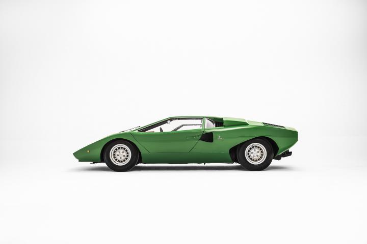 See how the iconic Countach inspires modern Lamborghinis 