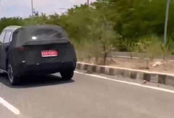 Hyundai Creta facelift spotted testing in India 