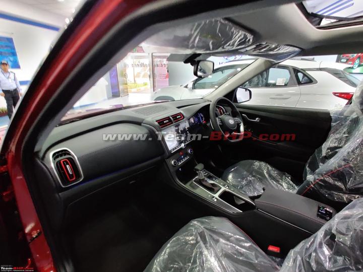 Scoop! Next-gen Hyundai Creta all-black interior details 