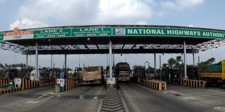 Toll plazas to go cashless with pre-paid cards from Jan 1 
