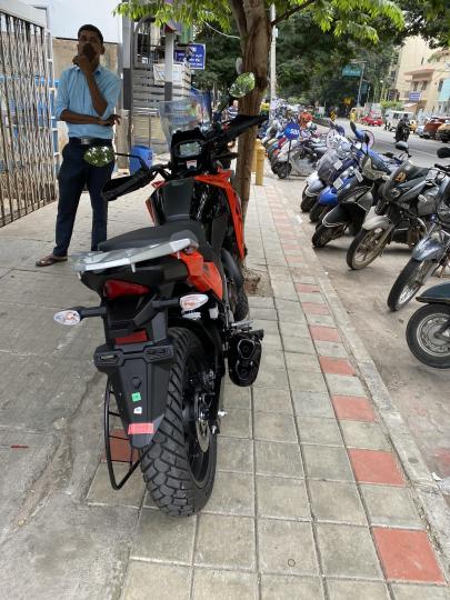 Suzuki gixxer sf 200 discount