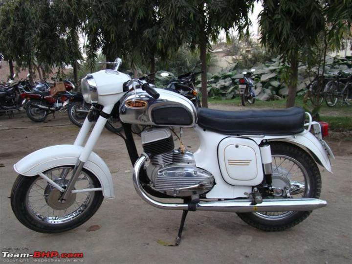 Advice needed: Buying & using a 30 year old Yezdi motorcycle as a daily 