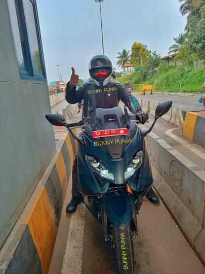 Yamaha TMax maxi-scooter spotted in India 