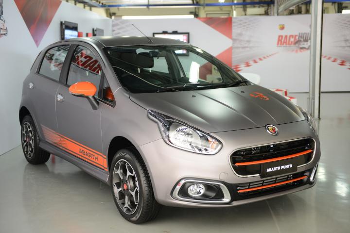 Fiat Punto Abarth bookings open; booking amount = Rs. 50,000 