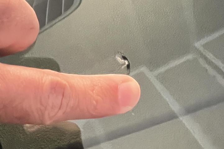 Small crack on my Hyundai Palisade's windshield: Ignore or repair? 