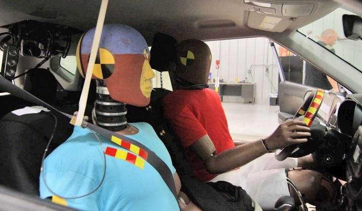Hyundai showcases multi-collision airbag system 
