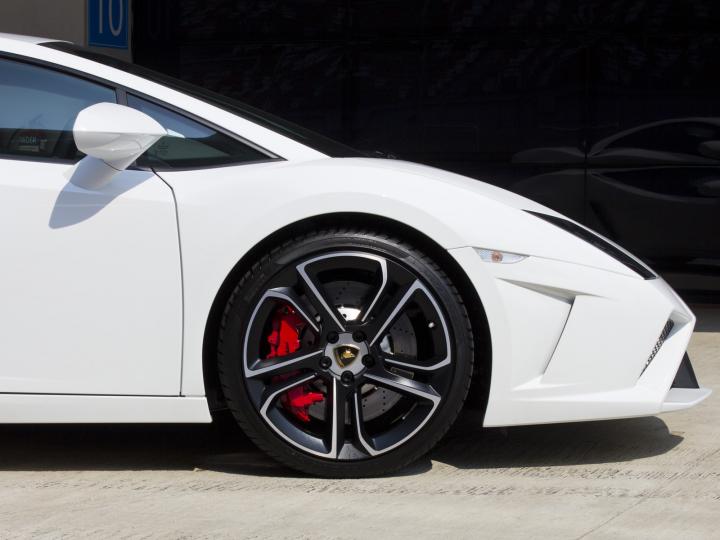 Lamborghini's facelifted Gallardo & Edizione Tecnica are here 