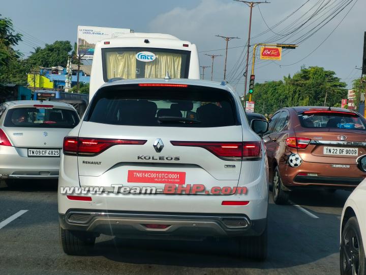 Scoop! 2nd-gen Renault Koleos 4×4 spied testing in India