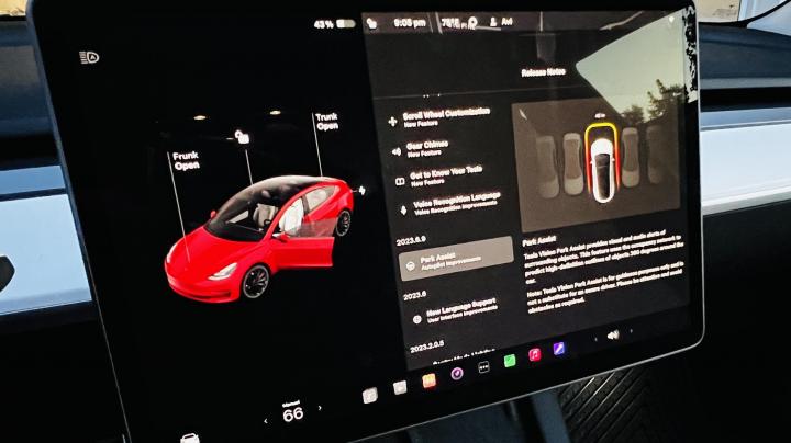 Latest model 3 store software version