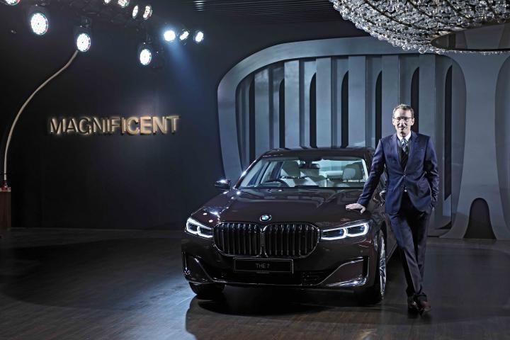 BMW 7 Series facelift launched at Rs. 1.22 crore 