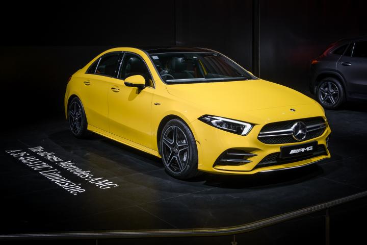 Mercedes-Benz sold 2,386 cars in Q1 2020 