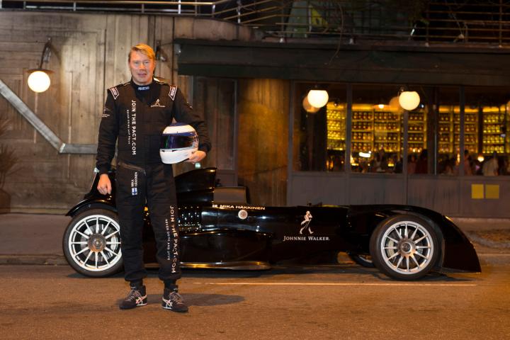 Mika Hakkinen in India to promote responsible driving 