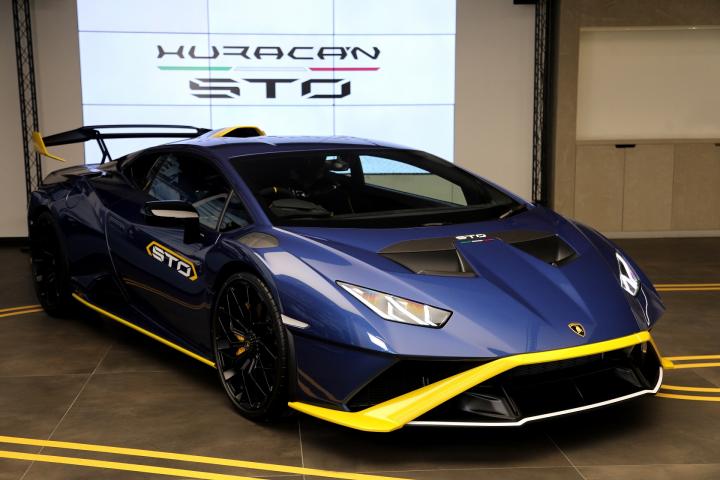 Lamborghini Huracan STO launched at Rs. 4.99 crore 