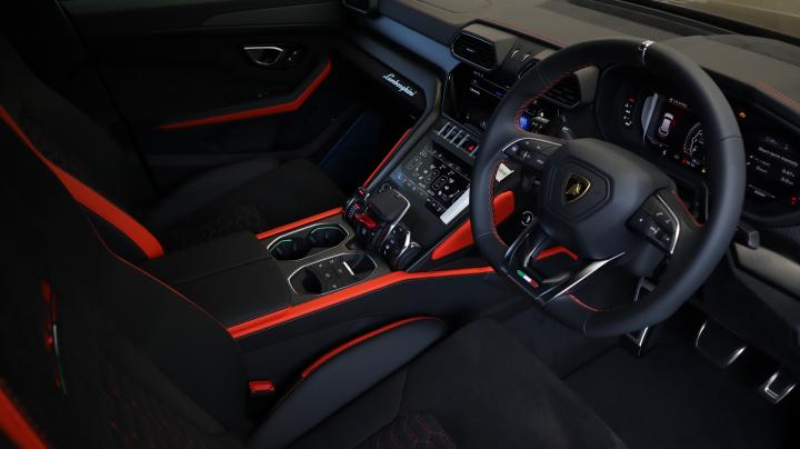 Lamborghini Urus Graphite Capsule Edition launched in India 