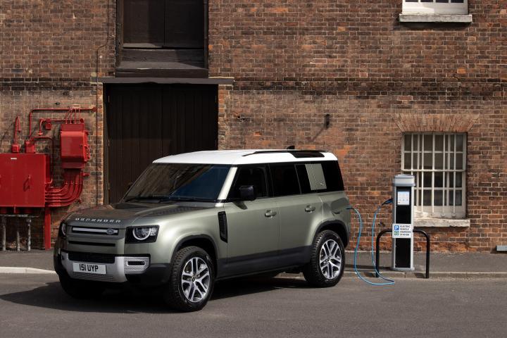 Land Rover Defender Plug-in hybrid bookings open 