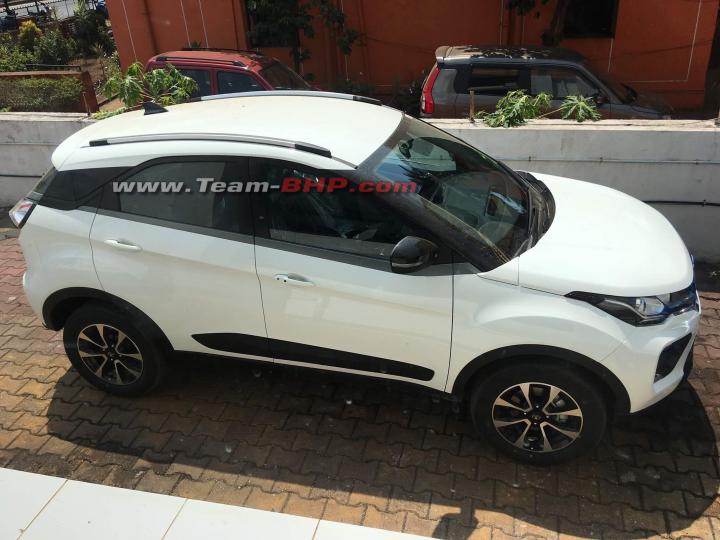 Tata silently changes roof rail design of Nexon again 