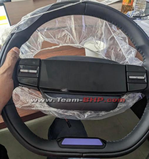 A close look at Tata Nexon's new 2-spoke steering wheel 