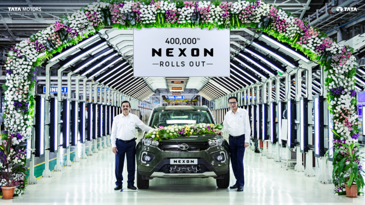 Tata Motors rolls out 4,00,000th Nexon; new variant launched 