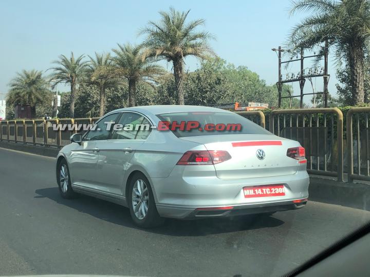 2020 VW Passat TSI caught testing 