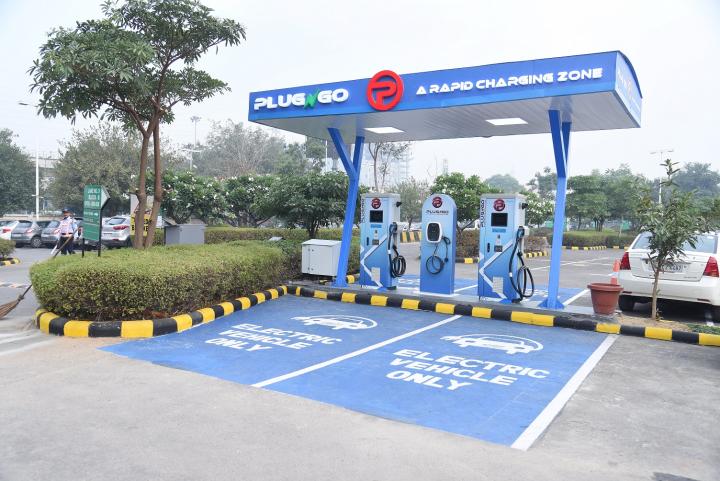 EV Motors India launches PlugNgo public EV charging outlet 