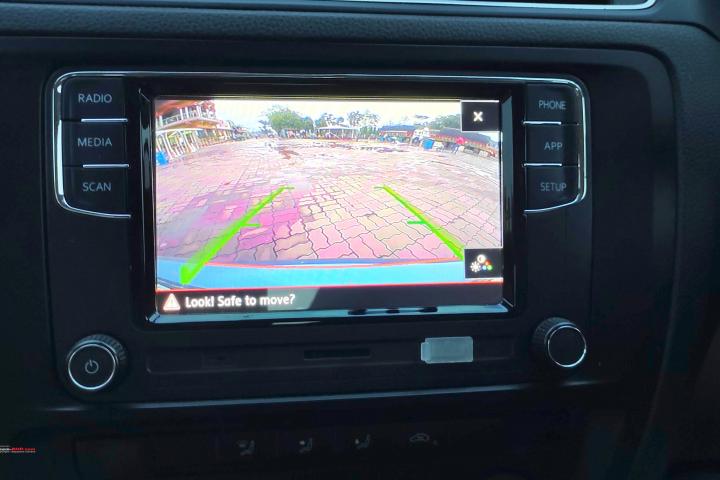Upgraded my VW Jetta with RCD 340G Plus and reverse parking camera 