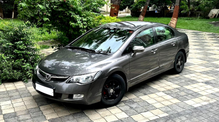 My preowned Honda Civic at 16 years & 1 lakh kms: How its going so far 