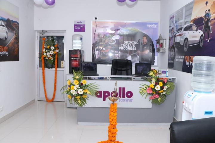 Apollo inaugurates a dedicated service centre for Tyres! 